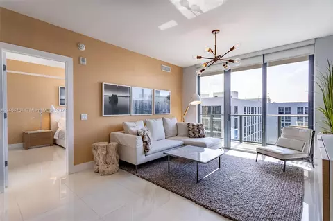 2960 NE 207th St #1003, Aventura, FL 33180