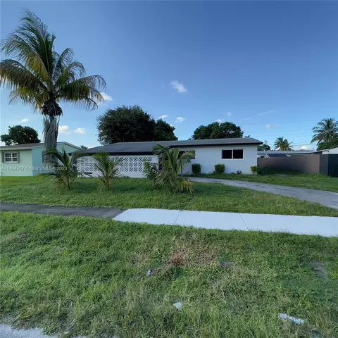 1011 NW 181st St, Miami Gardens, FL 33169
