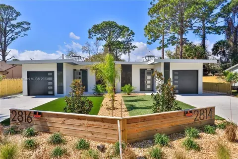 2814 India Palm Dr, Edgewater, FL 32141
