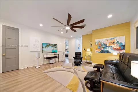 2814 India Palm Dr, Edgewater, FL 32141 photo 8