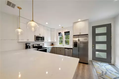2814 India Palm Dr, Edgewater, FL 32141 photo 4
