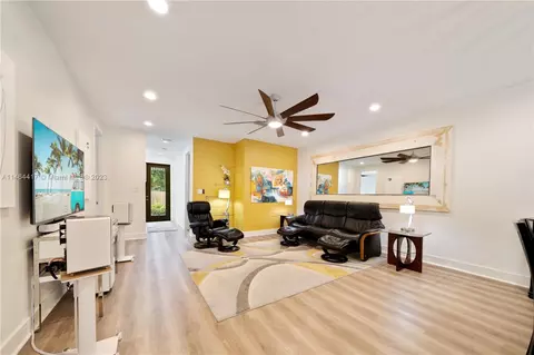 2814 India Palm Dr, Edgewater, FL 32141 photo 6
