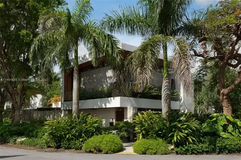 4214 Anne Ct, Coconut Grove, FL 33133