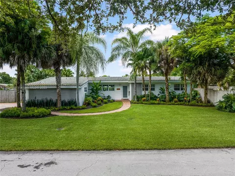 7901 SW 139th Ter, Palmetto Bay, FL 33158