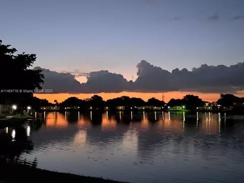 250 Gate Rd #255, Hollywood, FL 33024
