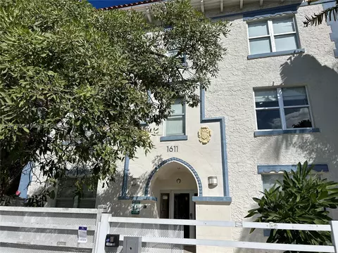1611 Meridian Ave #205, Miami Beach, FL 33139