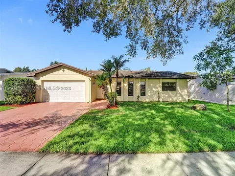 5079 SW 88th Ter, Cooper City, FL 33328
