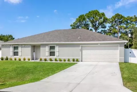 164 NW Curry St, Port Saint Lucie, FL 34983