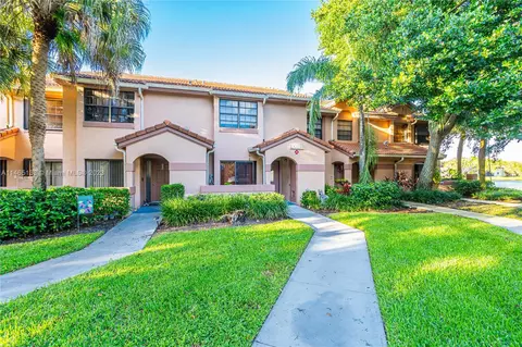 10691 NW 14th St #252, Plantation, FL 33322