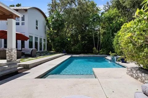 10650 SW 68th Ave, Pinecrest, FL 33156 photo 22