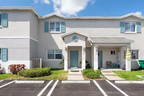 424 NW 12th Pl, Florida City, FL 33034