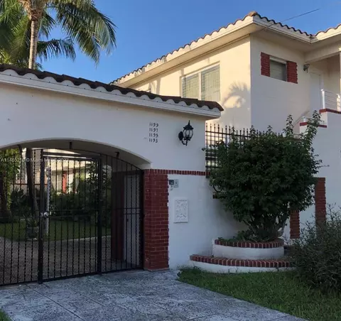 1197 Marseille Dr #9, Miami Beach, FL 33141
