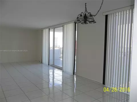 2030 S Ocean Dr #1207, Hallandale Beach, FL 33009