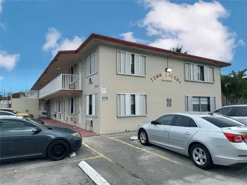 2916 Funston St #54A, Hollywood, FL 33020