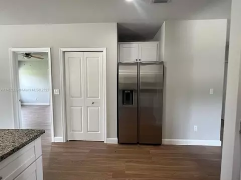 940 SE 6th St, Stuart, FL 34994 photo 4