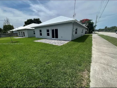 940 SE 6th St, Stuart, FL 34994 photo 12