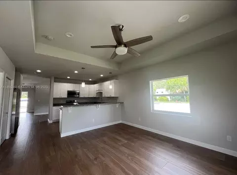 940 SE 6th St, Stuart, FL 34994 photo 6