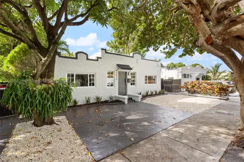 3430 NW 15th St, Miami, FL 33125