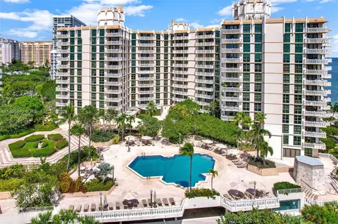 1111 Crandon Blvd #B1001, Key Biscayne, FL 33149