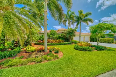 3120 Fairways Dr, Homestead, FL 33035