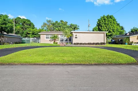 1441 N 65th Ave, Hollywood, FL 33024