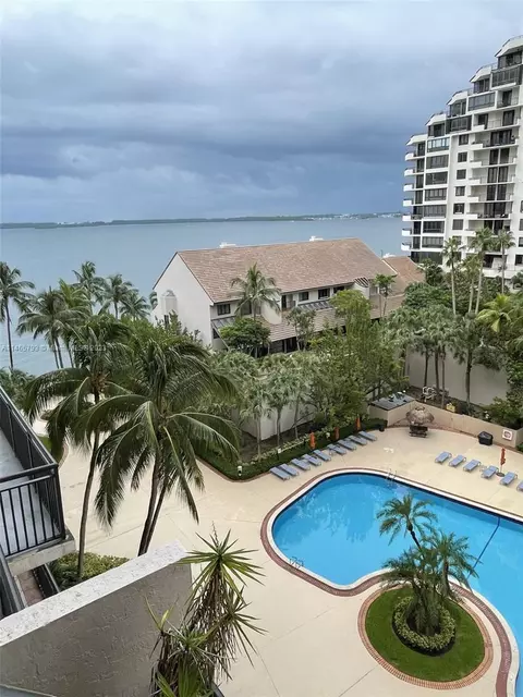 540 Brickell Key Dr #817, Miami, FL 33131 photo 1