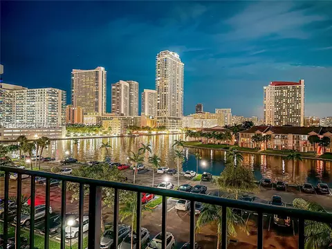 200 Leslie Dr #530, Hallandale Beach, FL 33009