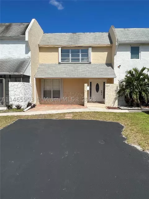 1209 Seaview, North Lauderdale, FL 33068