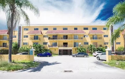 5100 SW 41st St #328, Hollywood, FL 33023