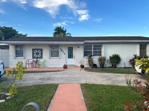 1673 SW 7th St, Homestead, FL 33030