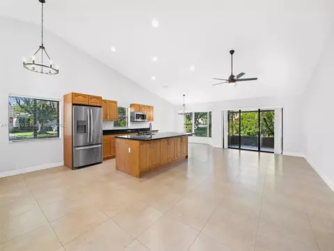 2464 Episa Ave, Coconut Creek, FL 33063