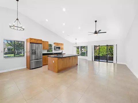 2464 Episa Ave, Coconut Creek, FL 33063