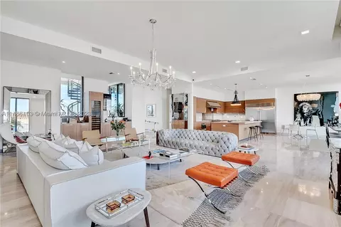 3581 E Glencoe St #PH605, Coconut Grove, FL 33133