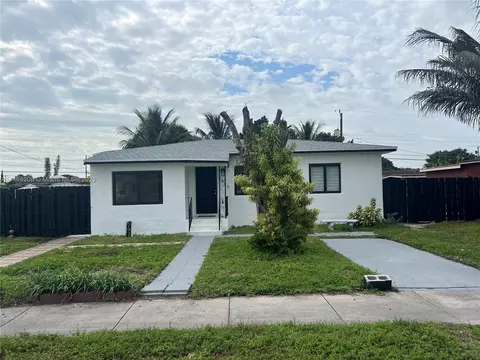 2920 NW 157th St, Miami Gardens, FL 33054
