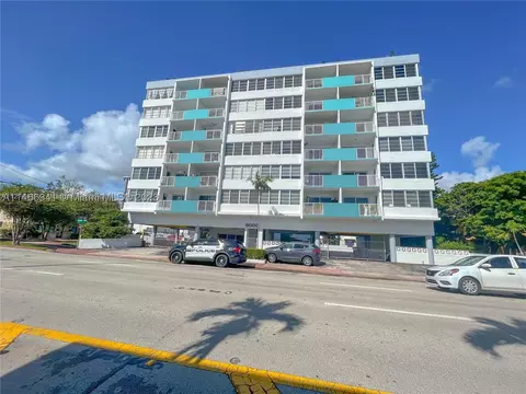8000 Harding Ave #3B, Miami Beach, FL 33141