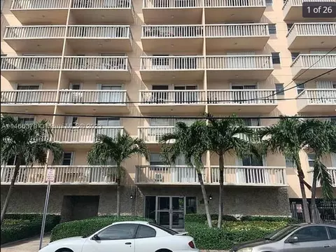 7620 Carlyle Ave #304, Miami Beach, FL 33141