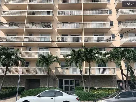 7620 Carlyle Ave #304, Miami Beach, FL 33141