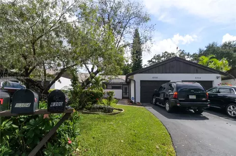 6308 E Pinehurst Cir E #C34, Tamarac, FL 33321