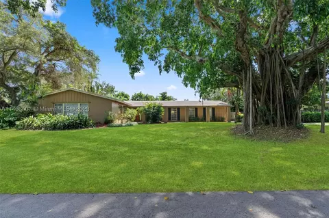 7532 SW 166th Ter, Palmetto Bay, FL 33157