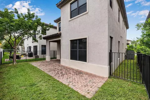 3250 W 96th Pl, Hialeah, FL 33018 photo 28