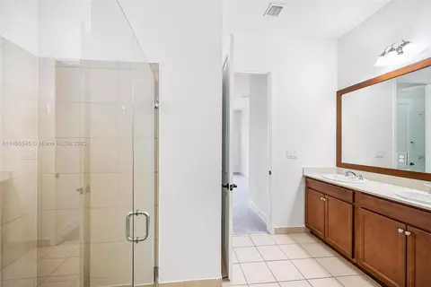 3250 W 96th Pl, Hialeah, FL 33018 photo 26