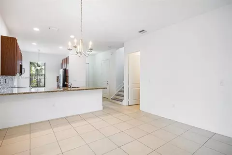 3250 W 96th Pl, Hialeah, FL 33018 photo 13