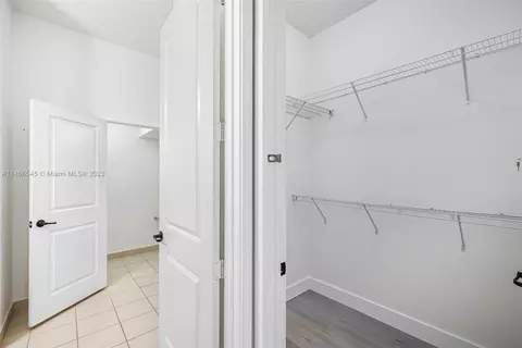 3250 W 96th Pl, Hialeah, FL 33018 photo 24