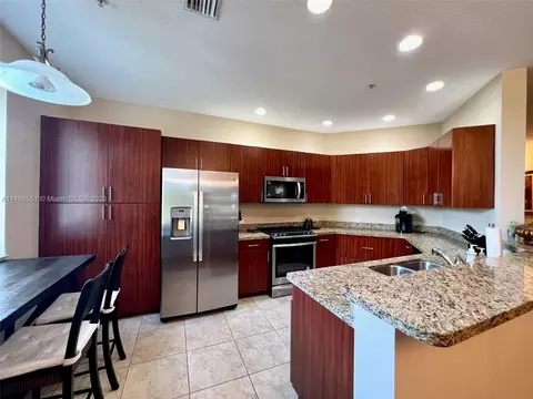3055 NW 126th Ave #315, Sunrise, FL 33323