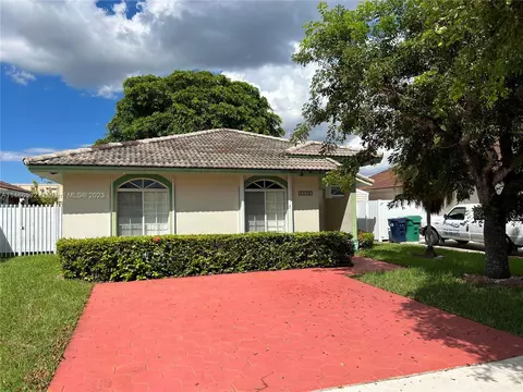 13757 SW 154th St, Miami, FL 33177
