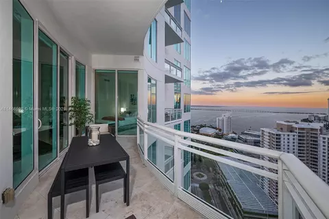 900 Brickell Key Blvd #2705, Miami, FL 33131