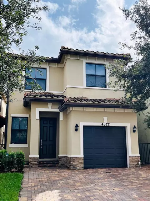 4622 NW 58th St, Tamarac, FL 33319