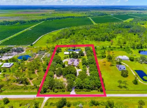 217 Park Land Dr, Lake Placid, FL 33852