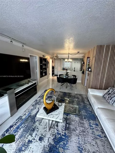 3725 NE 169 St #310, North Miami Beach, FL 33160