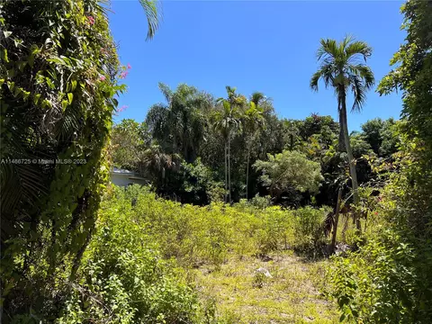 Undisclosed, Miami, FL 33133